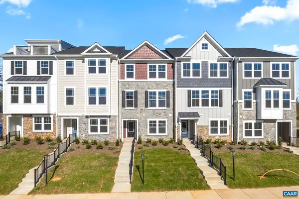 736 Park Ridge Dr, Crozet, VA 22932