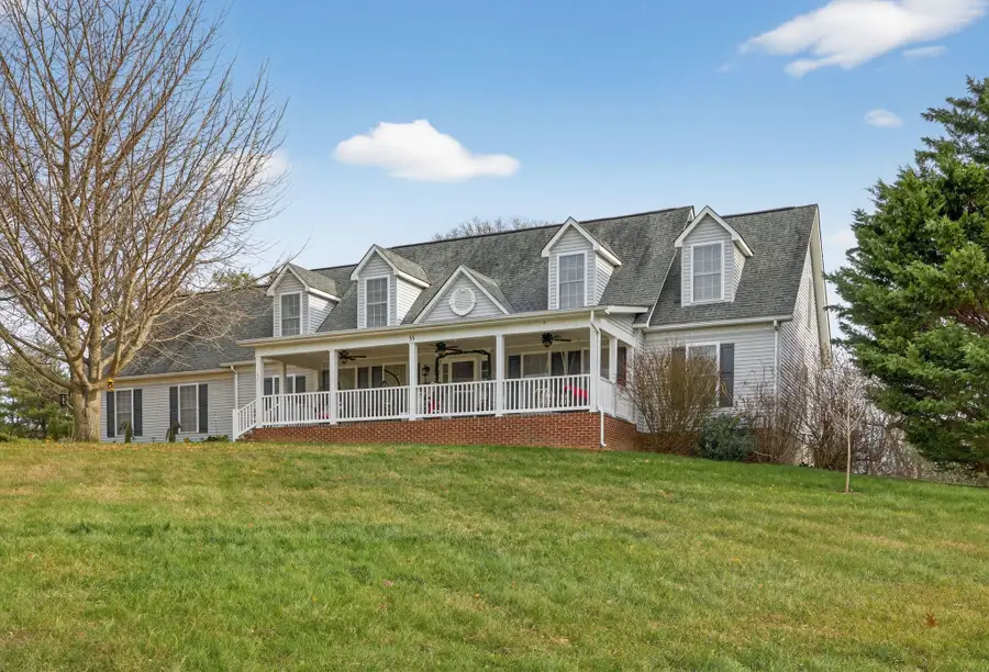 55 Emerson Pl, Fairfield, VA 24435 - Image #3