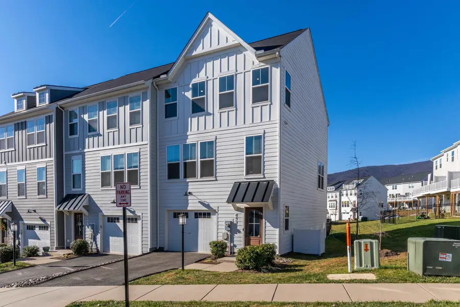 4416 Alston St, Crozet, VA 22932 - Image #3