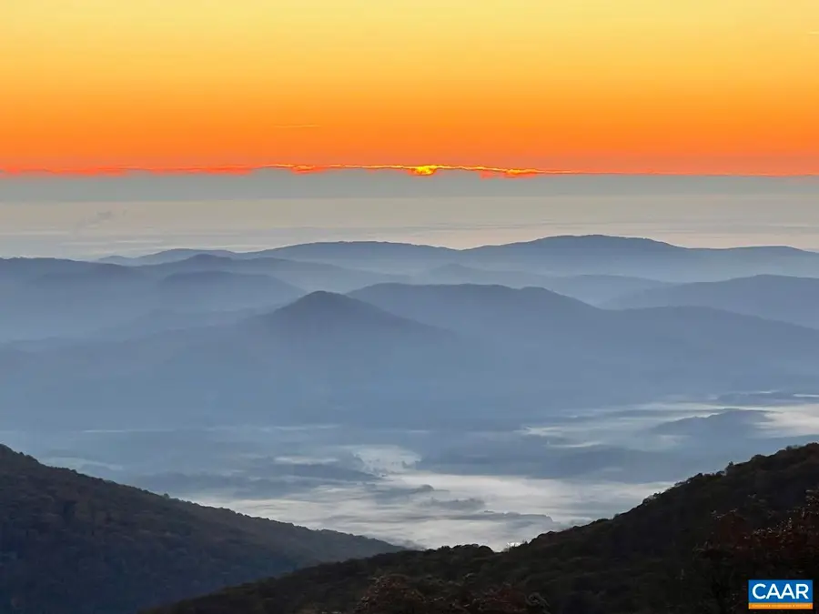 1418 Highlands Condos, Wintergreen, VA 22967 - Image #2