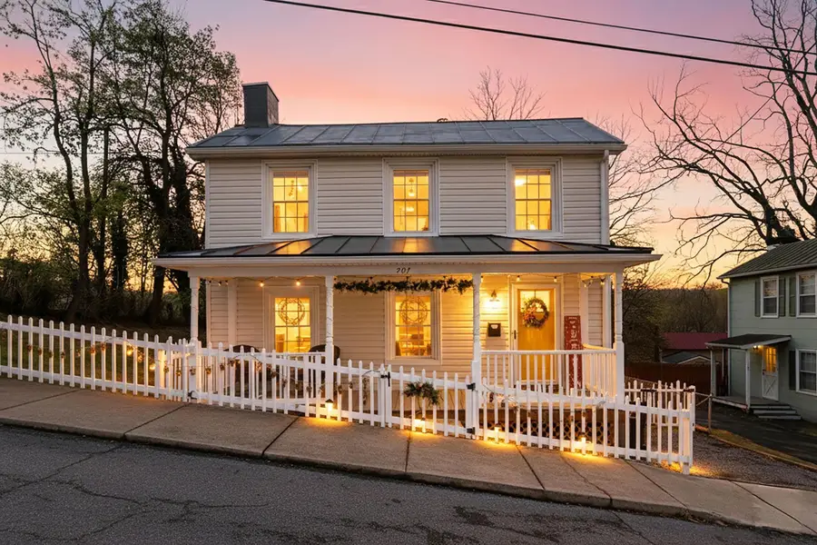 207 Reservoir St, Staunton, VA 24401 - Image #2
