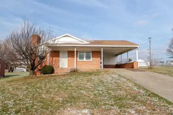 179 Third St, Broadway, VA 22815