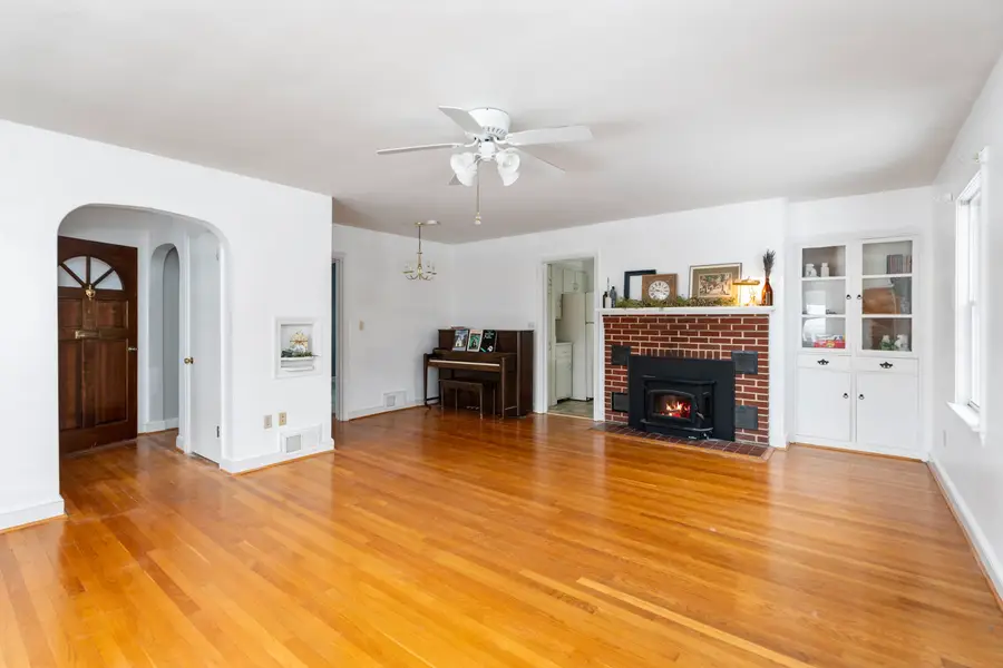 507 Gaymont Pl, Staunton, VA 24401 - Image #3