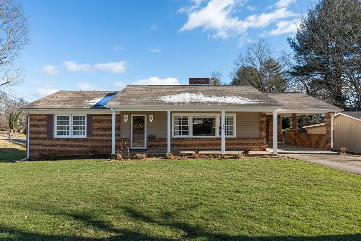 2 Mccormick St, Lexington, VA 24450 - Image #1
