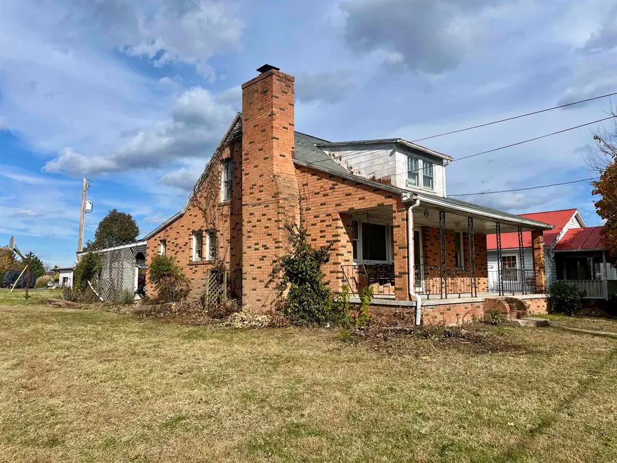 314 Spring Ave W, Elkton, VA 22827 - Image #3