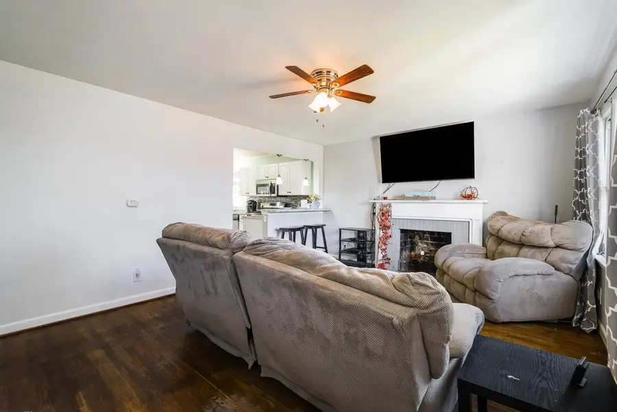 812 Florence Ave, Waynesboro, VA 22980 - Image #3