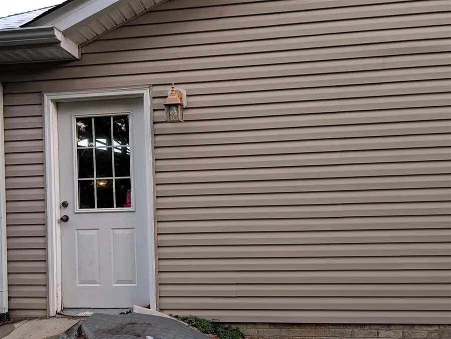 70 Windsor Dr, Fishersville, VA 22939 - Image #2