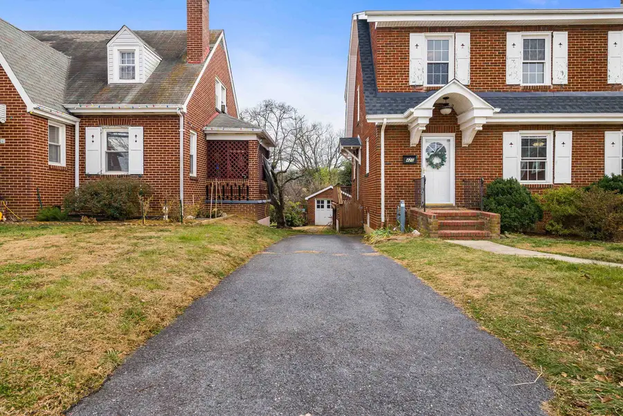 420 Florence Ave, Waynesboro, VA 22980 - Image #2