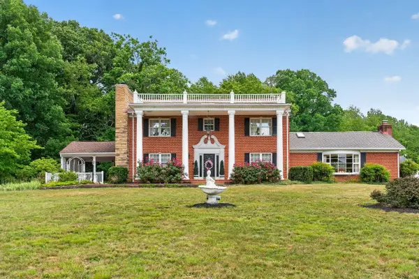 8217 South East Side Hwy, Elkton, VA 22827