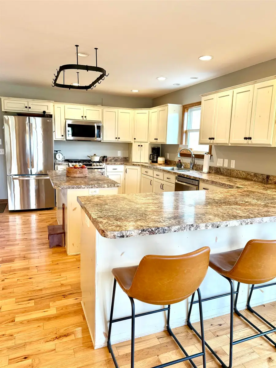 10921 Cook Town Rd, Bridgewater, VA 22812 - Image #3