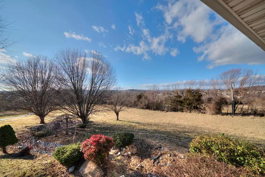 110 Mill Race Rd, Verona, VA 24401 - Image #3