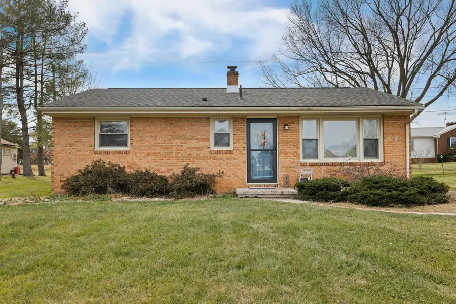 19 Pleasant Valley Dr, Weyers Cave, VA 24486 - Image #3