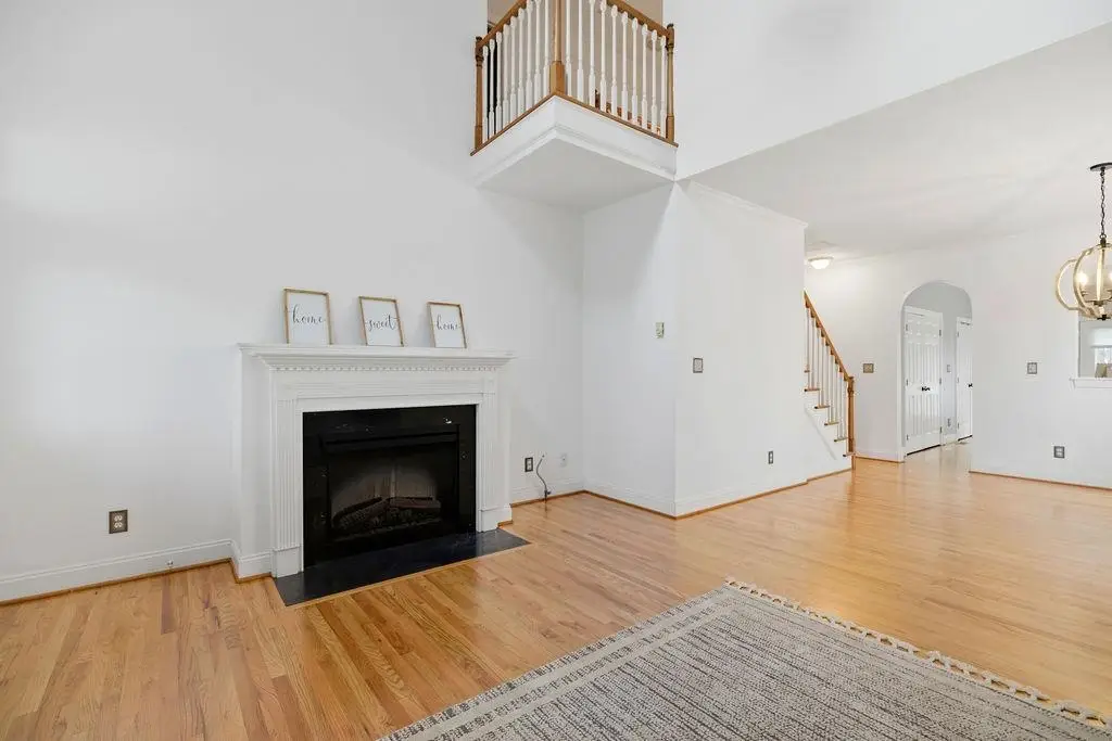 47 Villa View Dr, Staunton, VA 24401 - #1