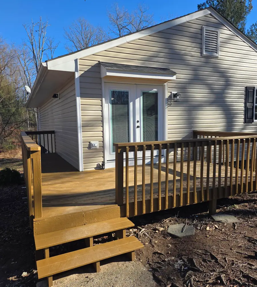 230 Dodge St, Stuarts Draft, VA 24477 - Image #2