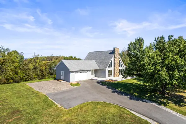 227 Huffman Ln, Fairfield, VA 24435