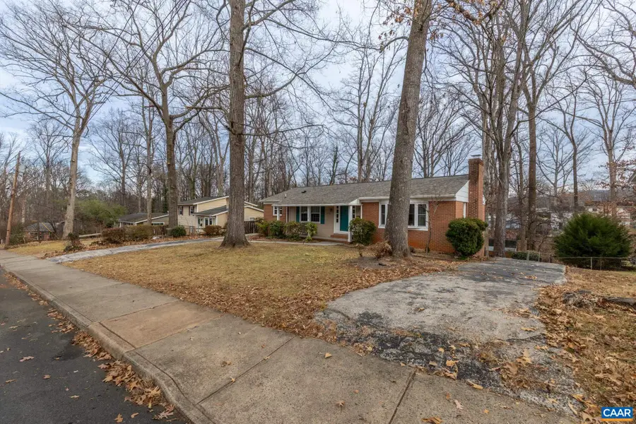 1532 Trailridge Rd, Charlottesville, VA 22903 - Image #2
