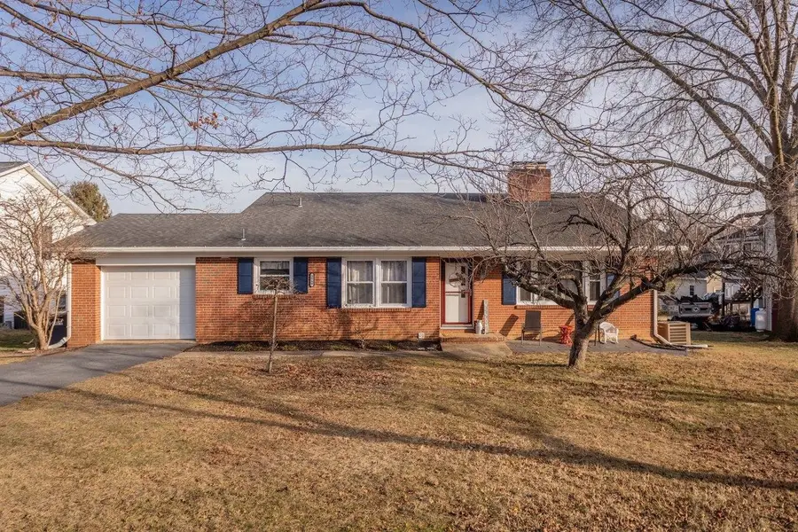 1068 College Ave, Harrisonburg, VA 22802 - Image #2