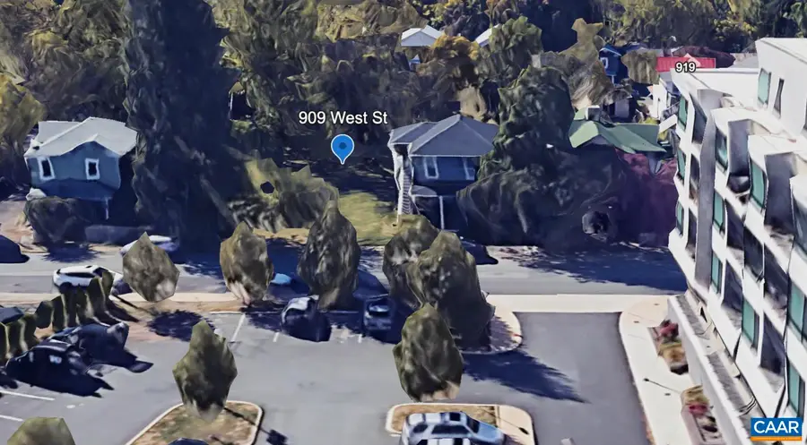 909 West St, Charlottesville, VA 22903 - Image #3