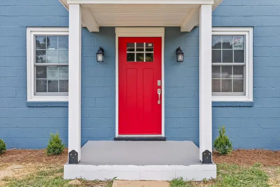 143 Elkin Ave N, Waynesboro, VA 22980 - Image #2