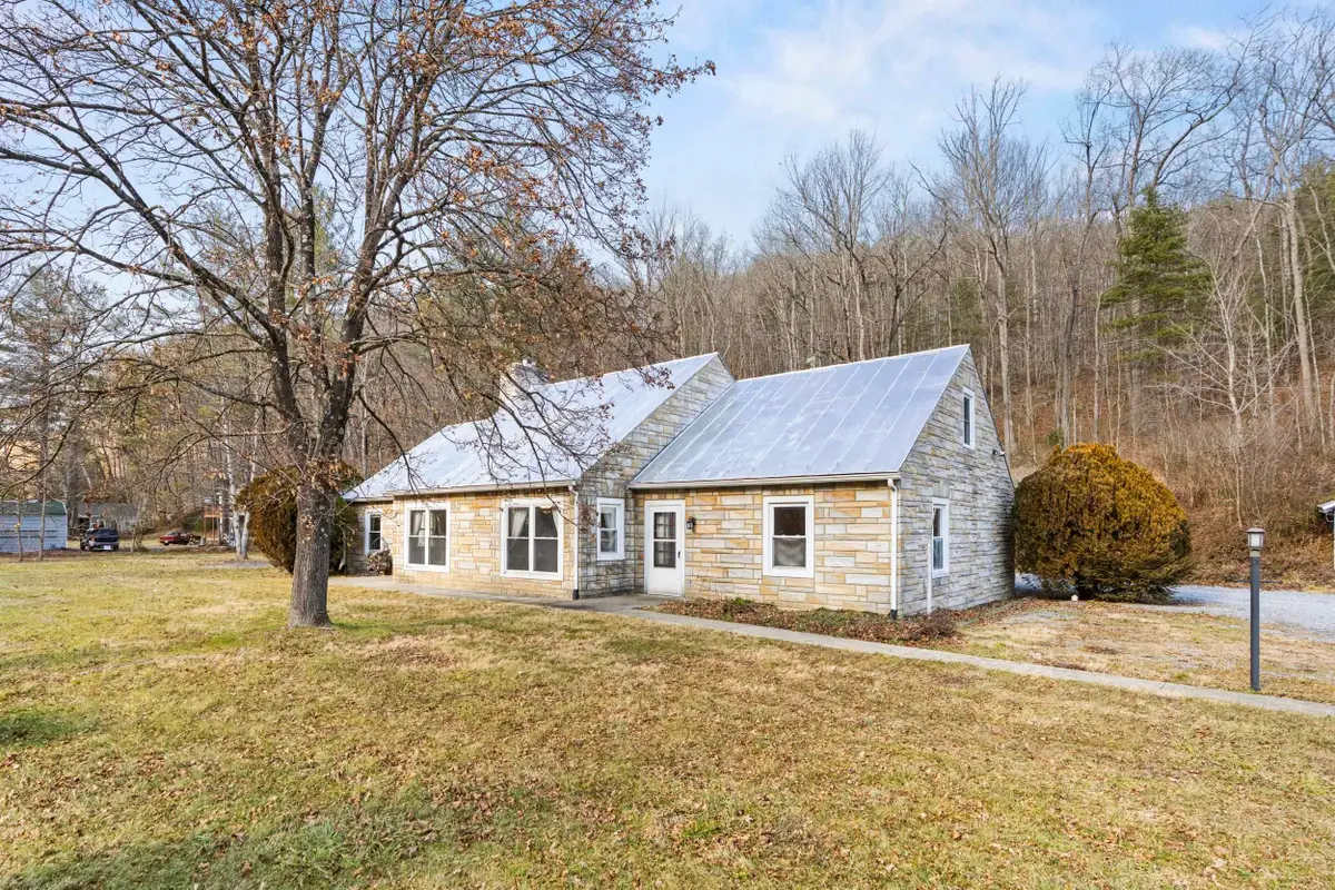 2193 Hankey Mountain Hwy, Churchville, VA 24421 - Image #1