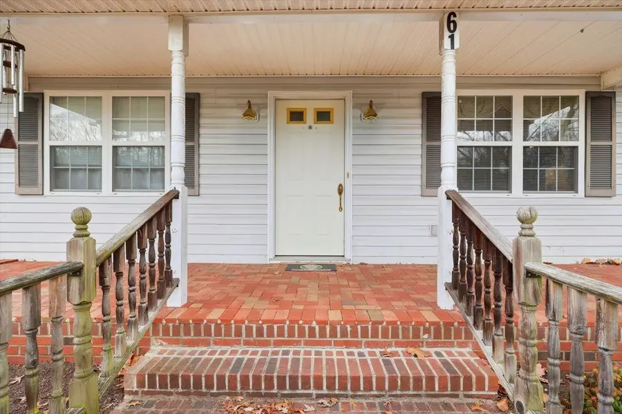 61 Hillandale Dr, Staunton, VA 24401 - Image #3