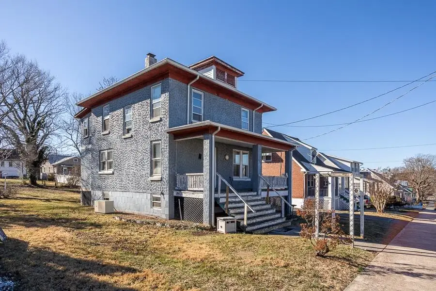 427 Green St, Harrisonburg, VA 22801 - Image #3