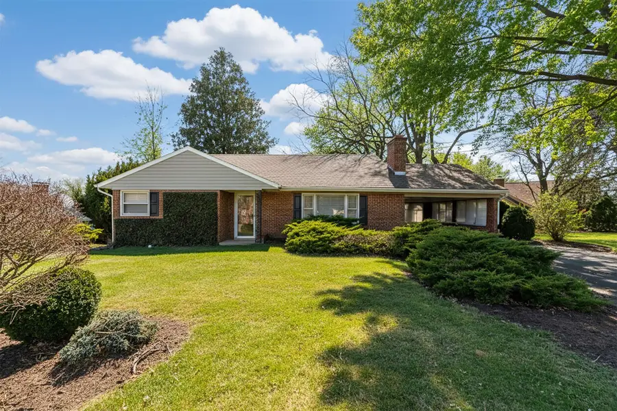 301 Valley View Dr, Staunton, VA 24401 - Image #2