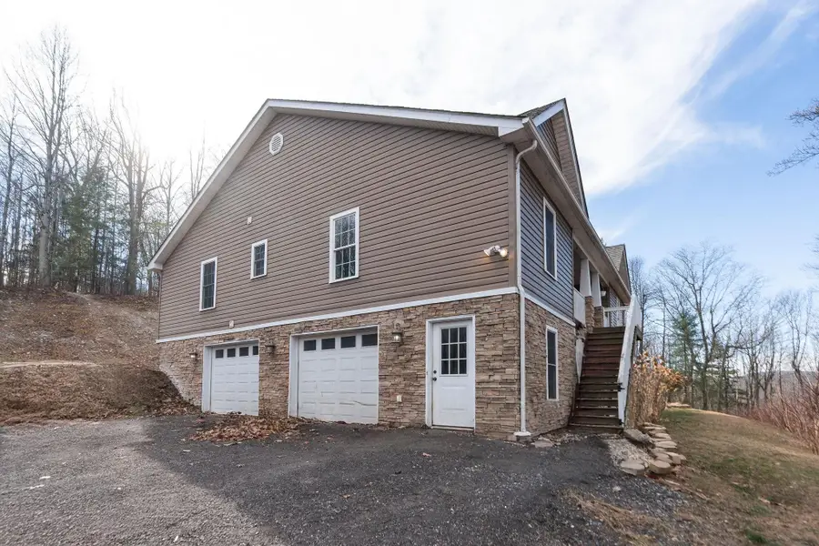 467 Reeds Gap Rd, Lyndhurst, VA 22952 - Image #3