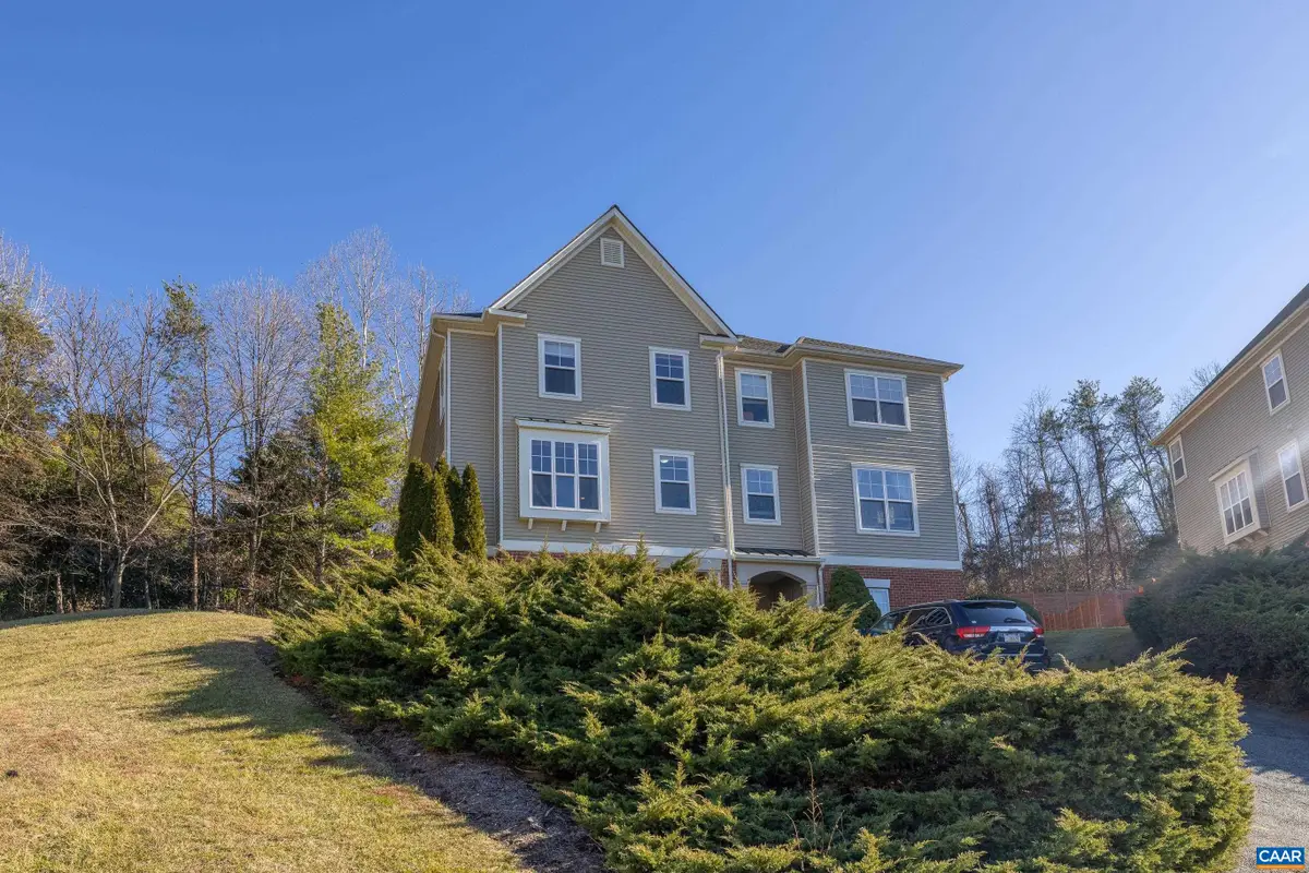 1372 Stoney Ridge Rd, Charlottesville, VA 22902 - Image #1