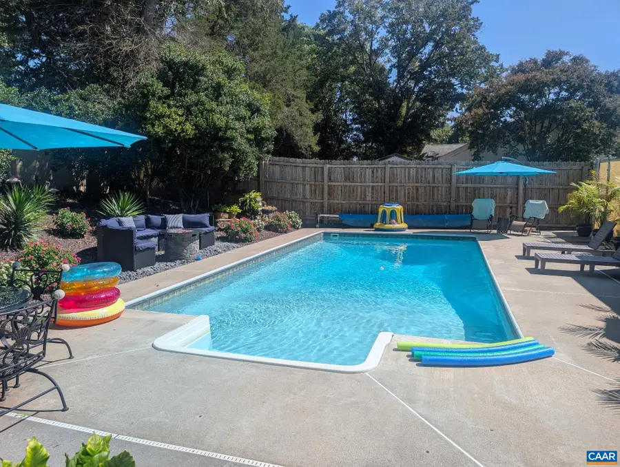 310 Dover Rd, Charlottesville, VA 22901 - #3