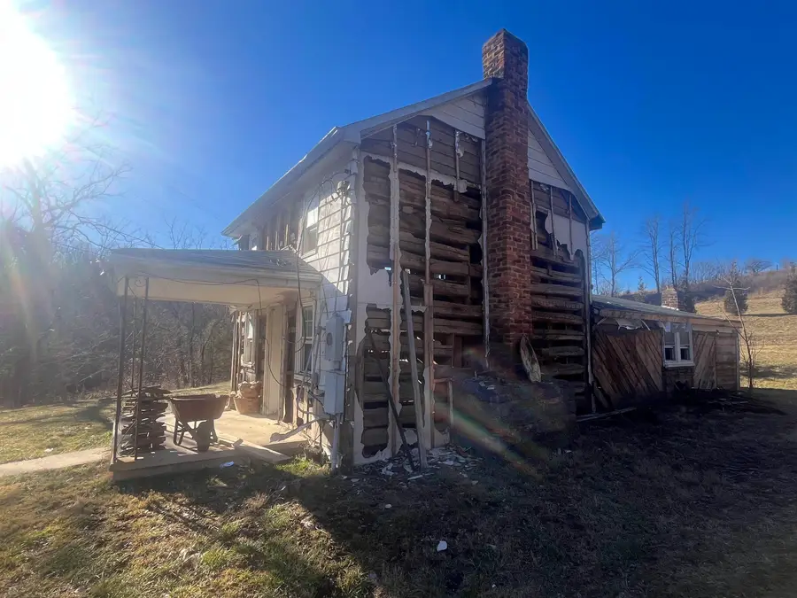 1099 Broadhead School Rd, Greenville, VA 24440 - Image #3