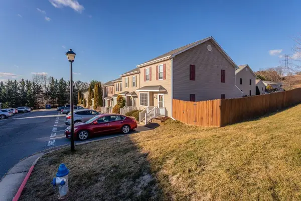 3313 Impression Ct, Rockingham, VA 22801