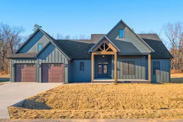 10225 Dalmatian Dr, Mcgaheysville, VA 22840