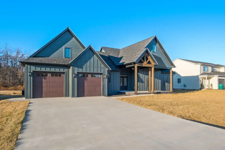 10225 Dalmatian Dr, McGaheysville, VA 22840 - #2