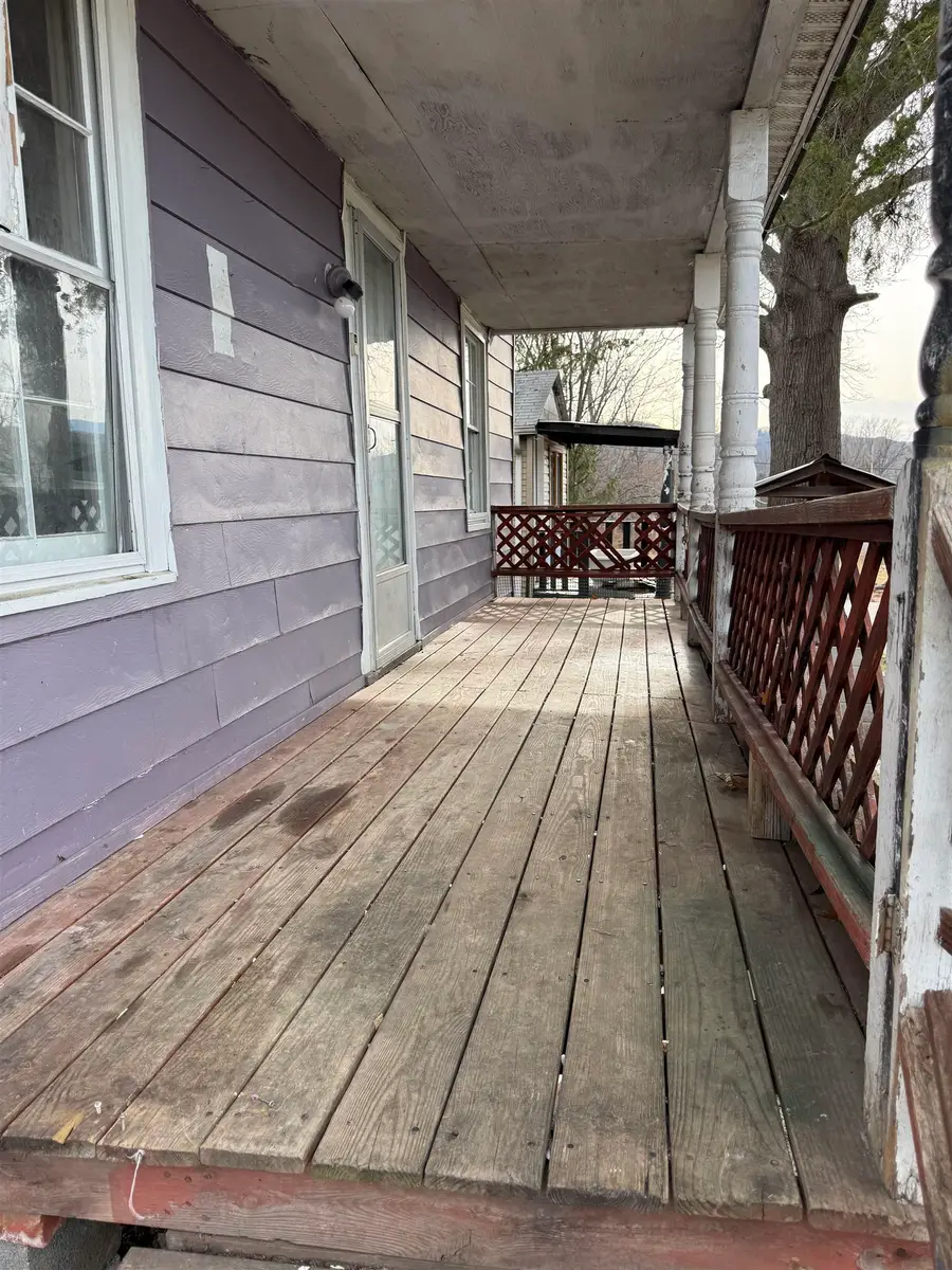 813 7th St, Waynesboro, VA 22980 - Image #2