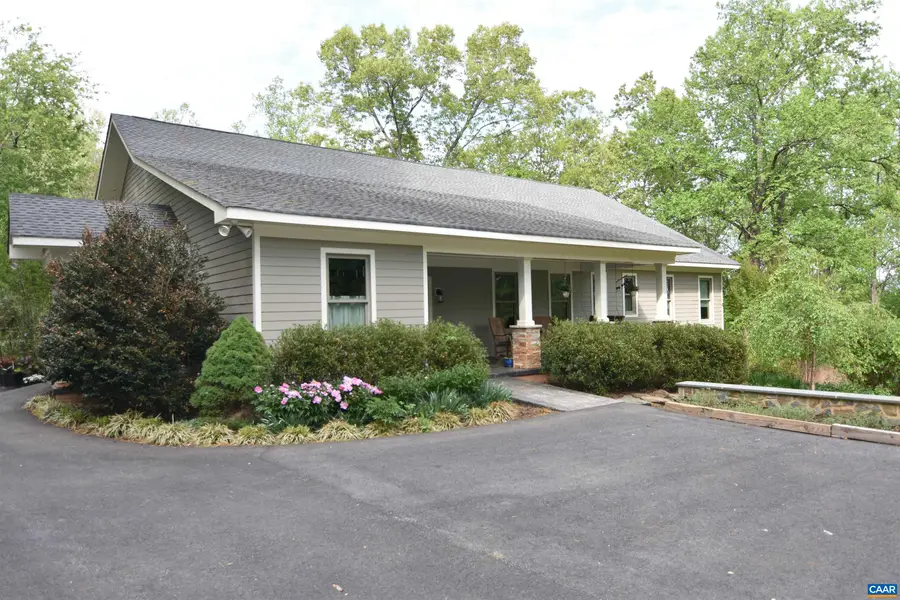 519 Foothills Dr, Nellysford, VA 22958 - #2