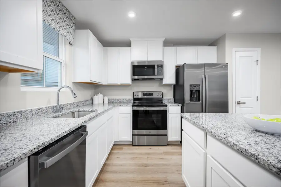 308 Walsh Ln, Waynesboro, VA 22980 - Image #3