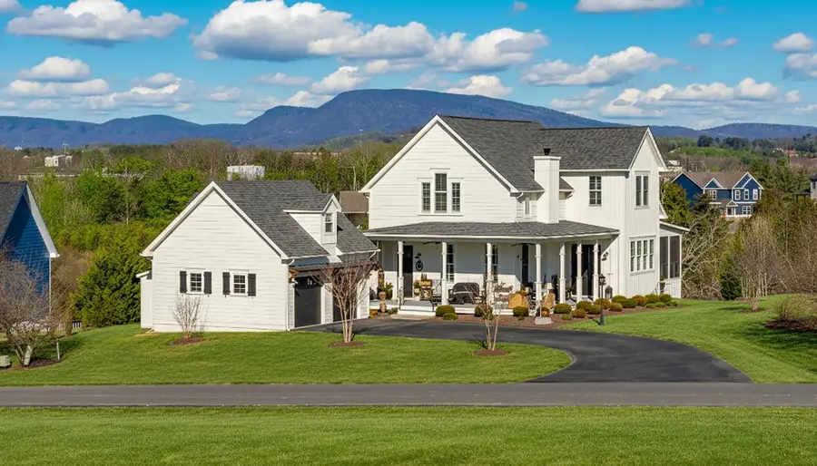 10 Cora Ln, Lexington, VA 24450 - Image #3