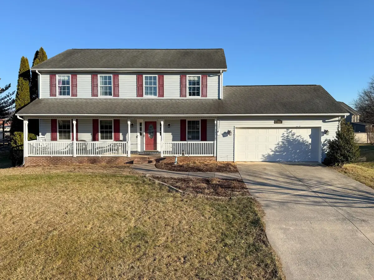 5868 Foxcroft Dr, Ashby, VA 22801 - Image #1