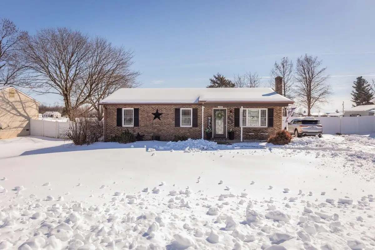 1960 Mccall Dr, Dayton, VA 22821 - Image #1