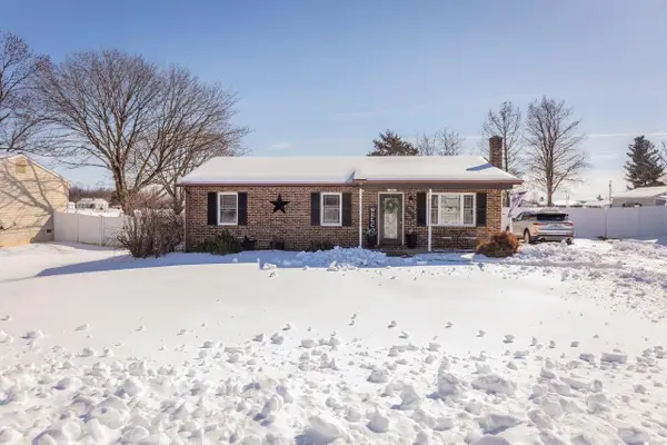 1960 Mccall Dr, Dayton, VA 22821