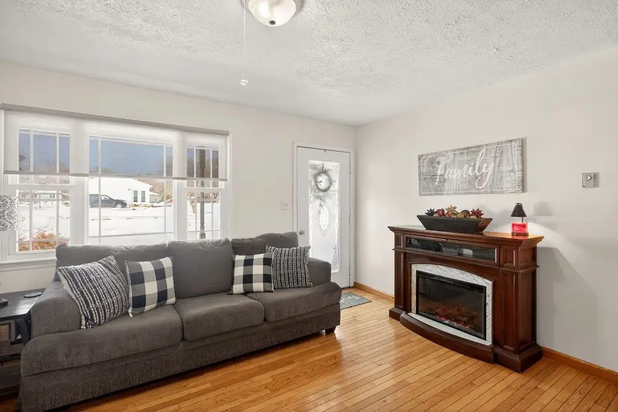 1960 Mccall Dr, Dayton, VA 22821 - Image #3