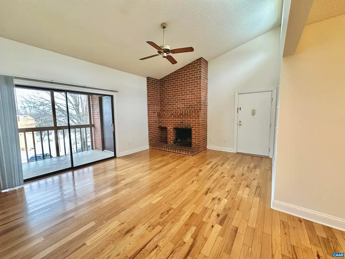 138 Green Turtle Ln, Charlottesville, VA 22901 - #1