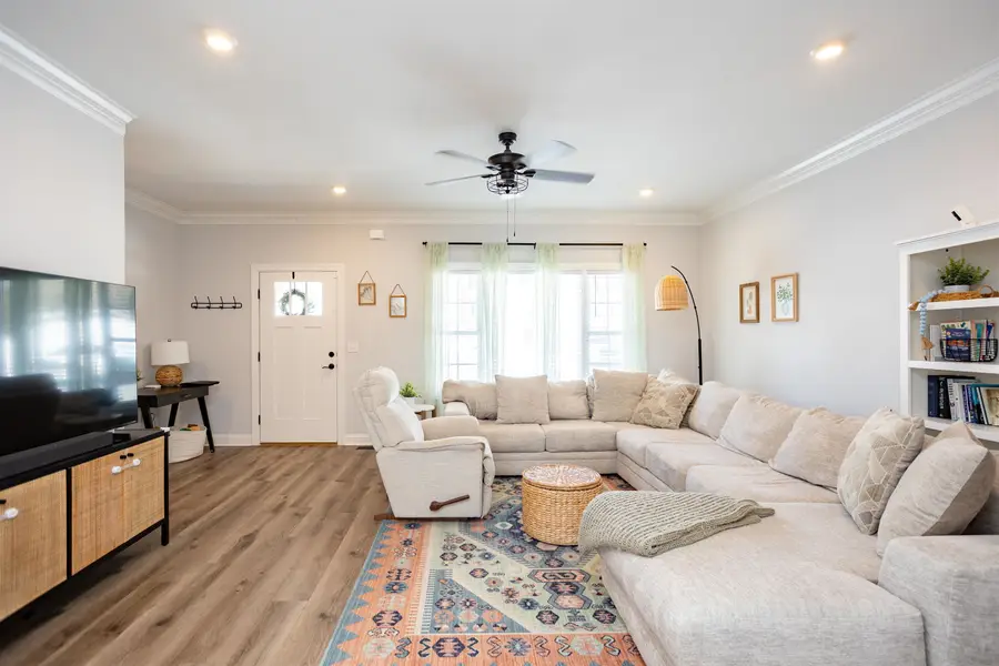 1091 Bluemoon Dr, Massanetta Springs, VA 22801 - #3