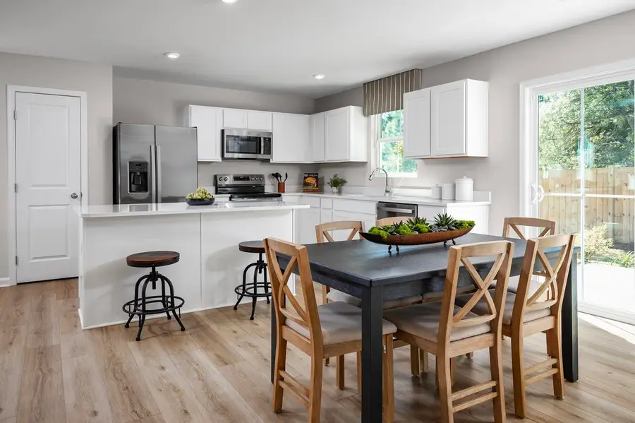 4 White Birch Rd, Waynesboro, VA 22980 - Image #3