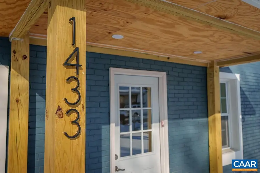 1433 Harding Ave, Waynesboro, VA 22980 - Image #2