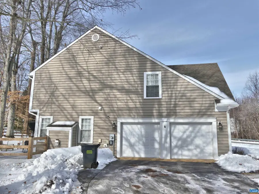 1230 Dunlora Dr, Charlottesville, VA 22901 - #2