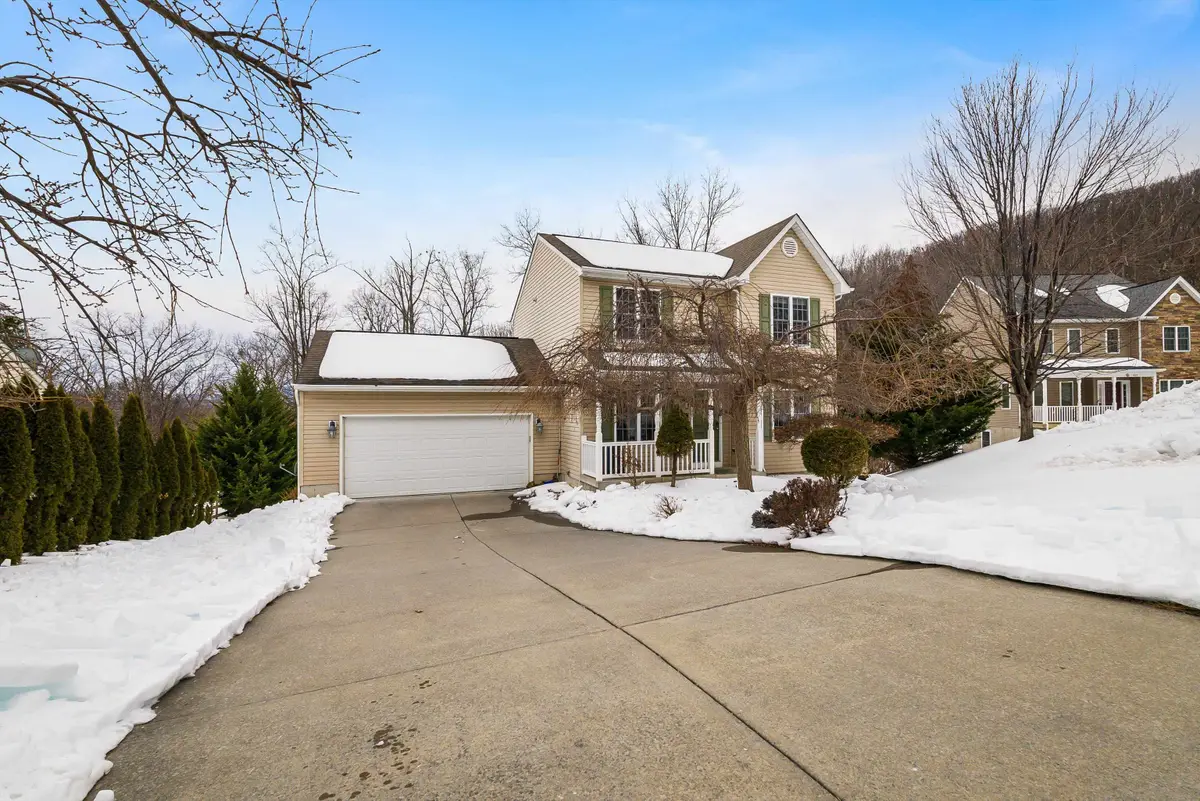 425 Campbell St, Staunton, VA 24401 - #1