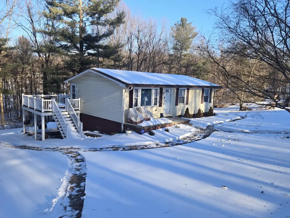 8955 Koontz Corner Rd, Plains, VA 22802 - #1