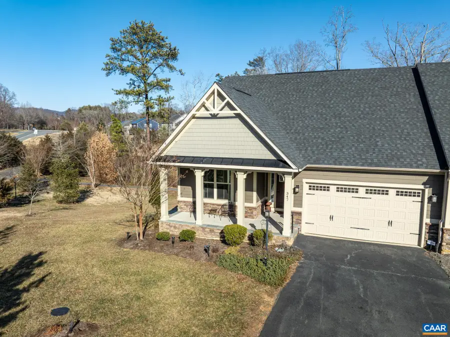347 Winding Rd, Keswick, VA 22947 - #2